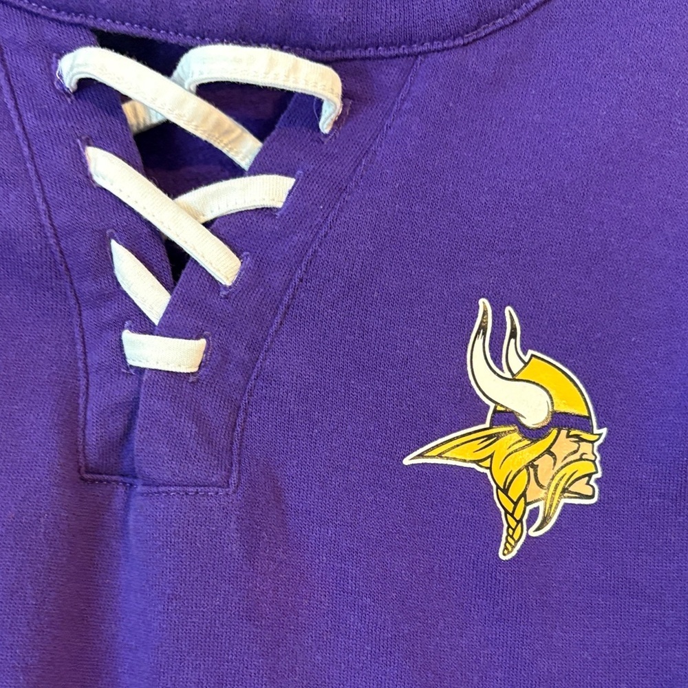 Fanatics Women’s Purple and Gold Lace-Up Minnesota Vikings Sweatshirt Size XL - Picture 2 of 6